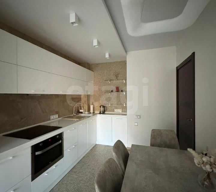Сдаётся 2-комнатная квартира, 55.5 м²