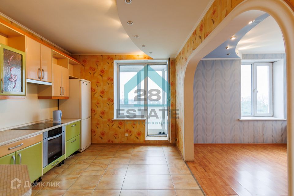 Продаётся 2-комнатная квартира, 96.3 м²