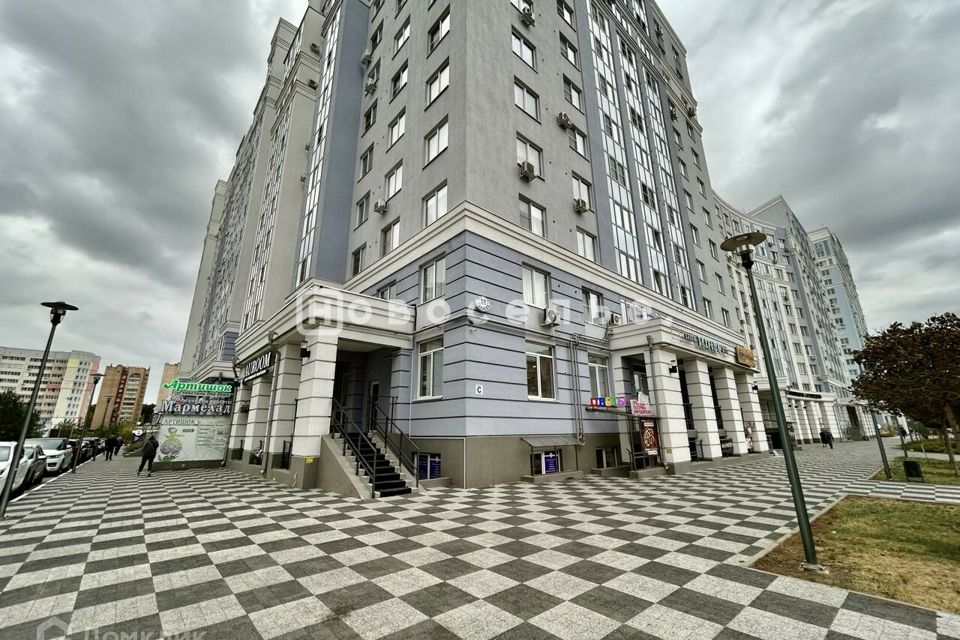 Продаётся 2-комнатная квартира, 79 м²