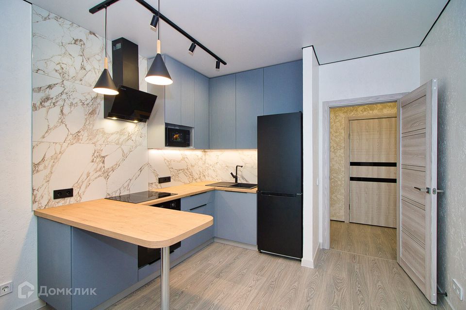 Продаётся 1-комнатная квартира, 42 м²