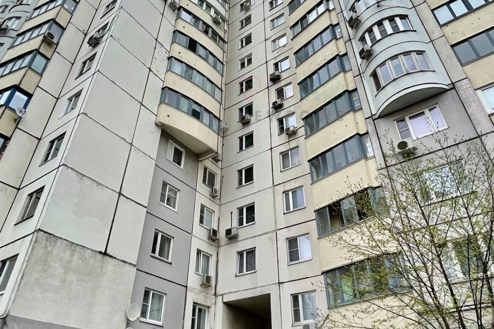 Продаётся 1-комнатная квартира, 44 м²