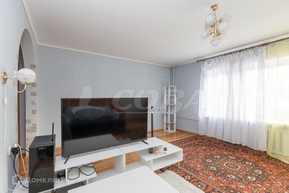 Продаётся 4-комнатная квартира, 105 м²