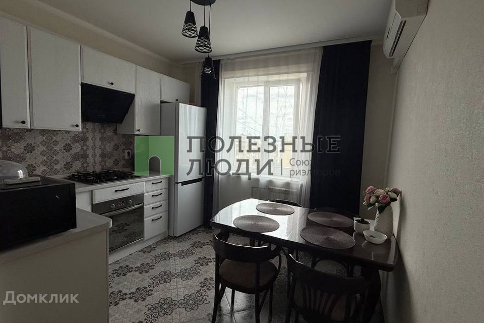 Продаётся 3-комнатная квартира, 71.4 м²