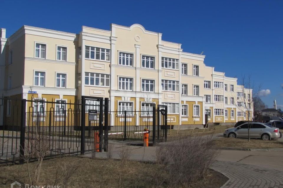 Продаётся 2-комнатная квартира, 67.5 м²