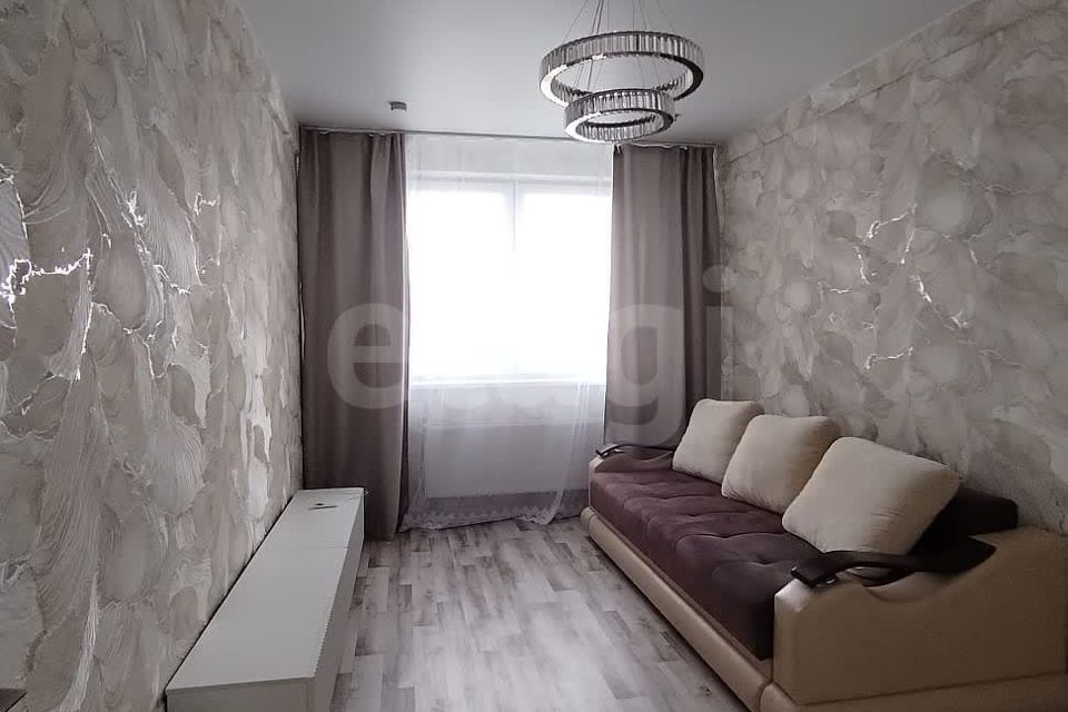 Сдаётся 2-комнатная квартира, 56 м²