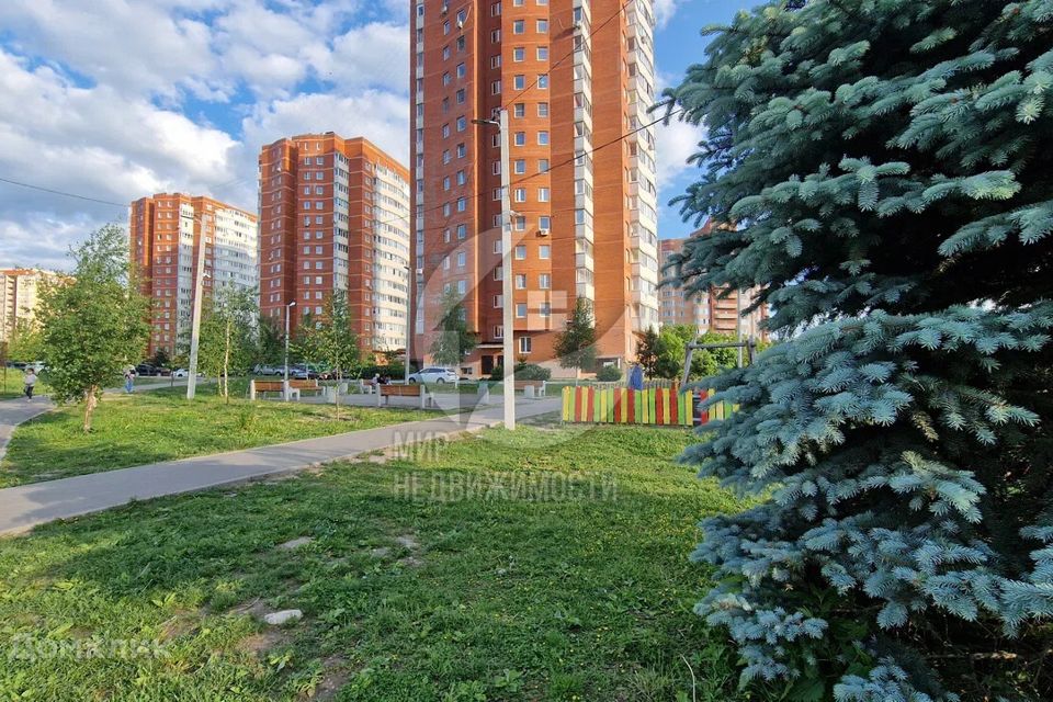 Сдаётся 1-комнатная квартира, 42 м²