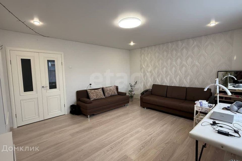 Продаётся 3-комнатная квартира, 80.9 м²