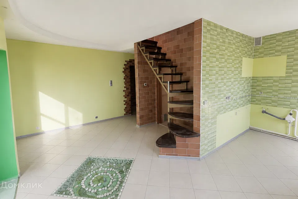 Продаётся 2-комнатная квартира, 63.6 м²