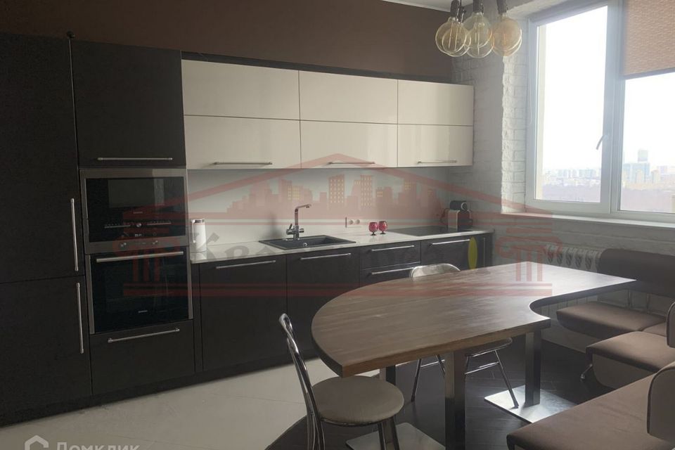 Сдаётся 3-комнатная квартира, 90 м²
