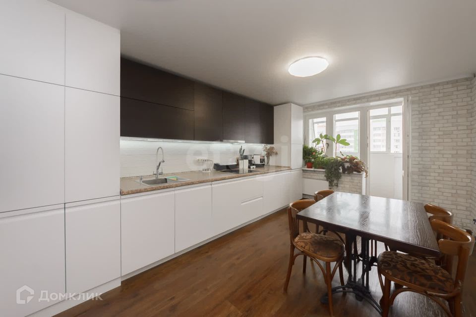 Продаётся 3-комнатная квартира, 87 м²