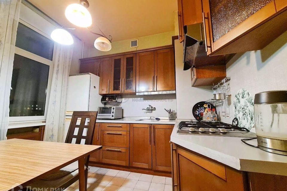 Продаётся 3-комнатная квартира, 79.7 м²