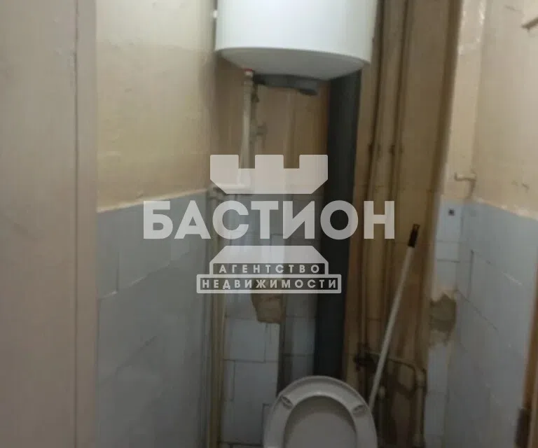 Продаётся 3-комнатная квартира, 56.5 м²