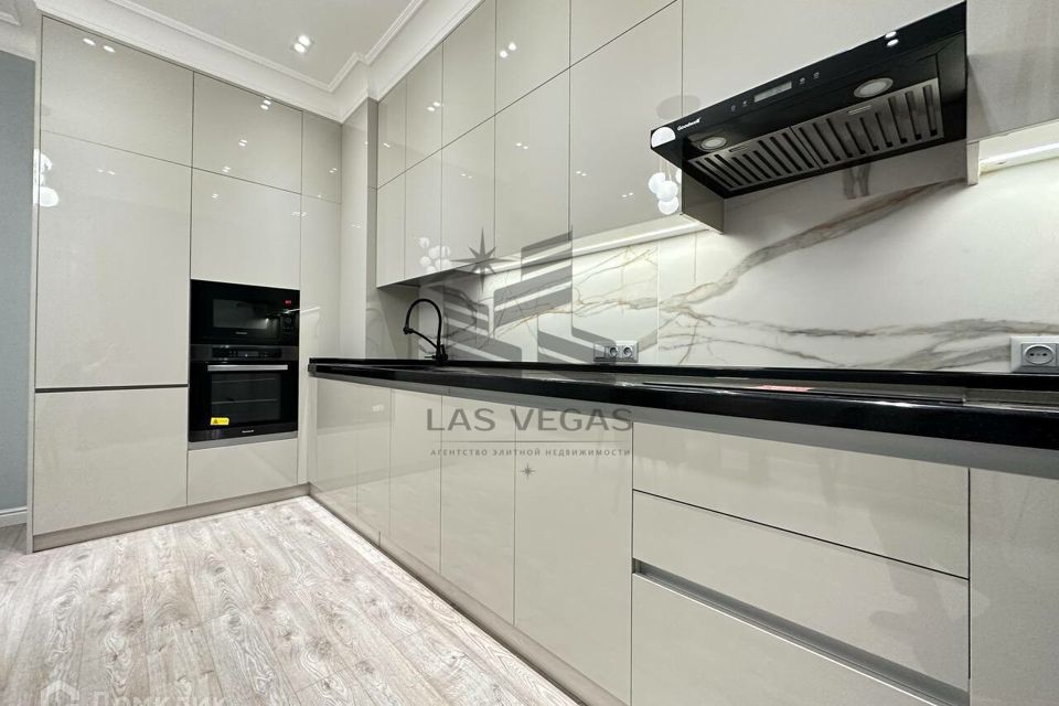 Сдаётся 2-комнатная квартира, 60 м²