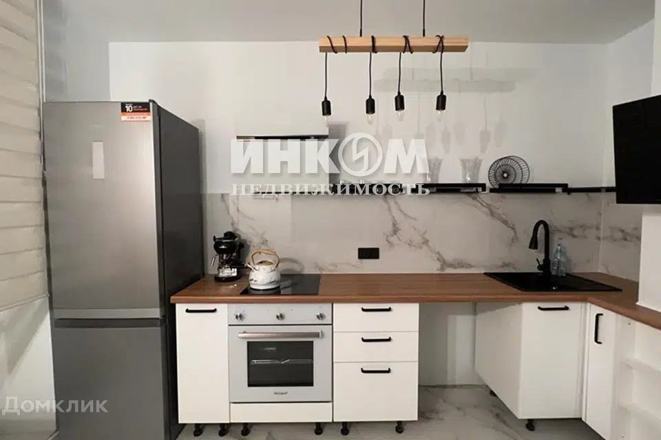 Продаётся 1-комнатная квартира, 41.7 м²