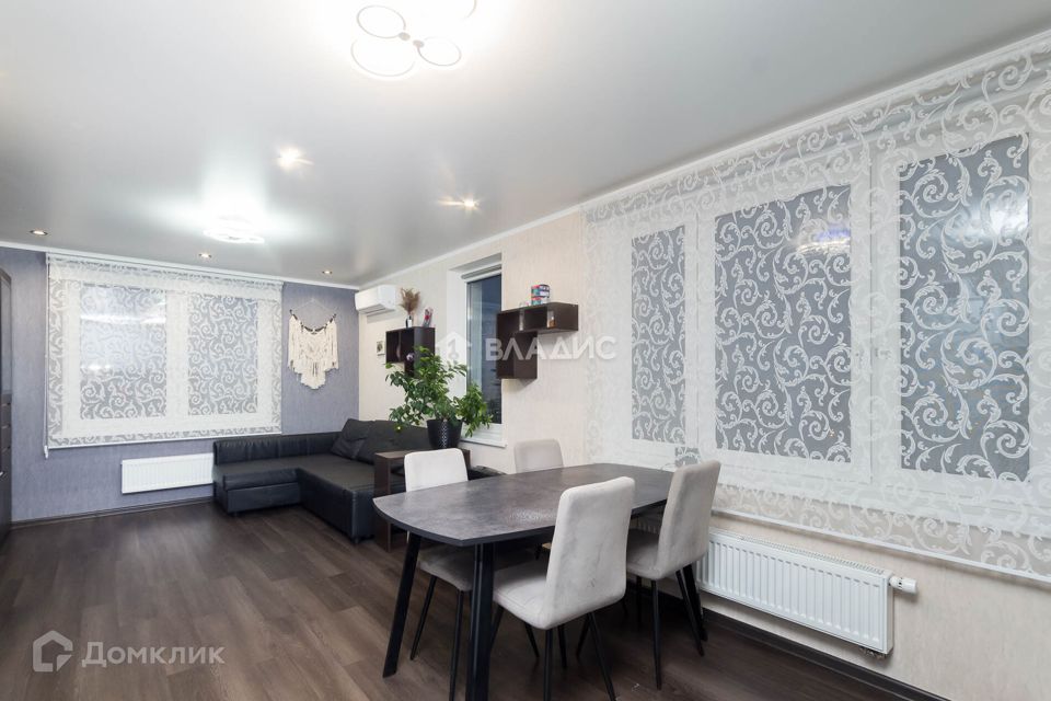 Продаётся 3-комнатная квартира, 73.9 м²