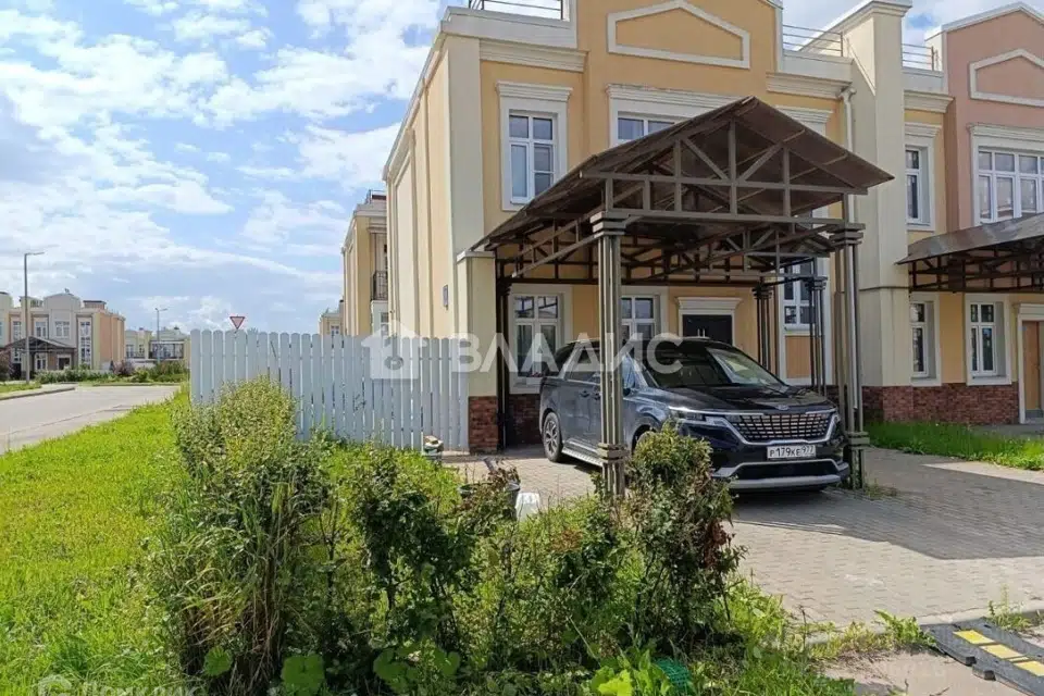 Продаётся 4-комнатная квартира, 112.2 м²
