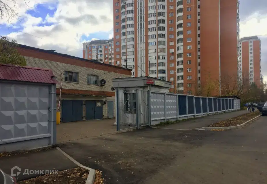 Продаётся гараж, 18 м²