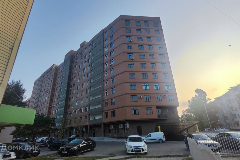 Продаётся 3-комнатная квартира, 124 м²