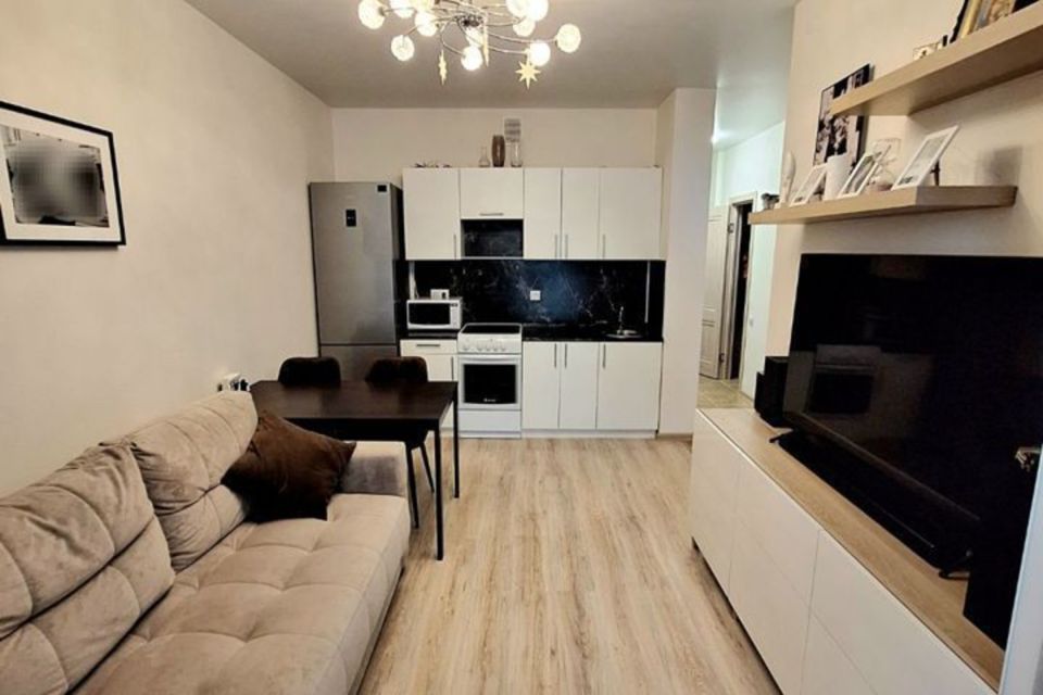 Продаётся 1-комнатная квартира, 42.7 м²