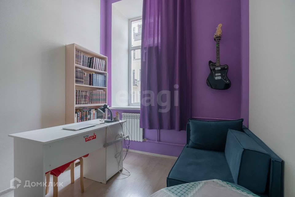 Продаётся комната в 7-комн. квартире, 126.1 м²