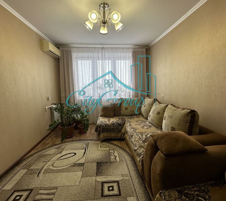 Продаётся 3-комнатная квартира, 63.8 м²