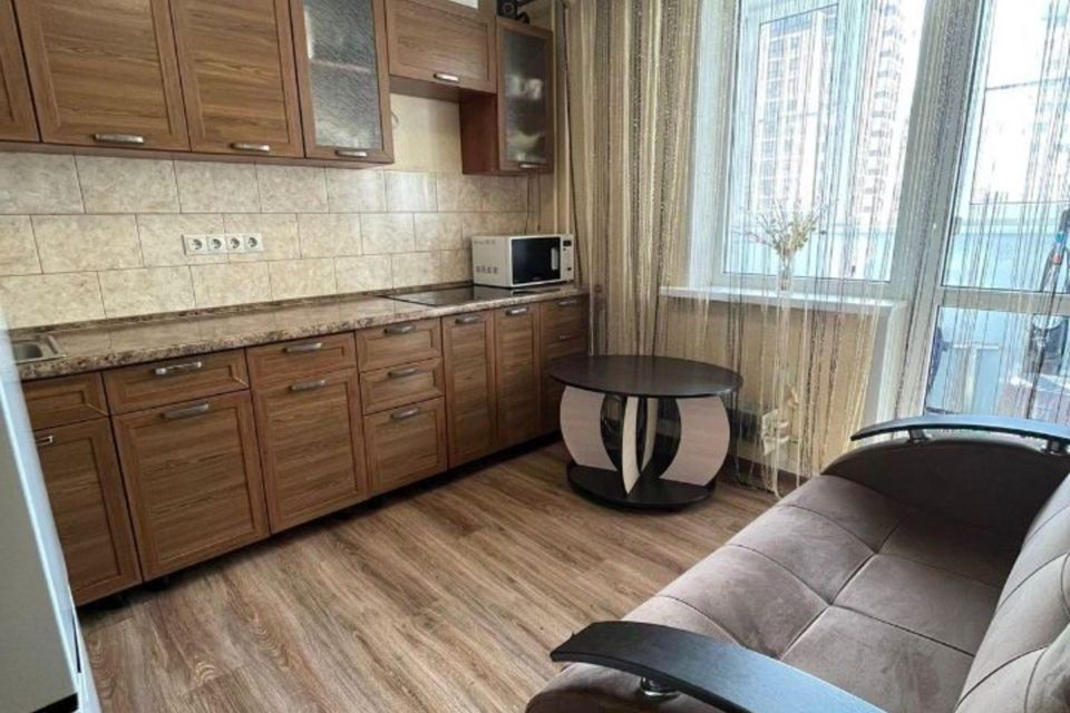 Продаётся 1-комнатная квартира, 39.7 м²