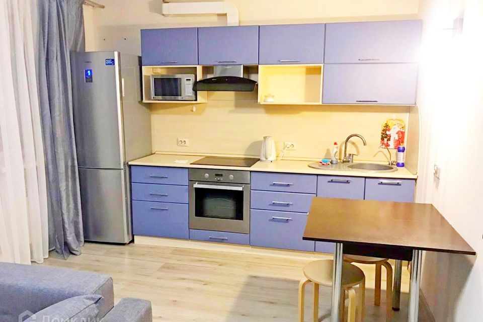 Сдаётся 1-комнатная квартира, 42 м²