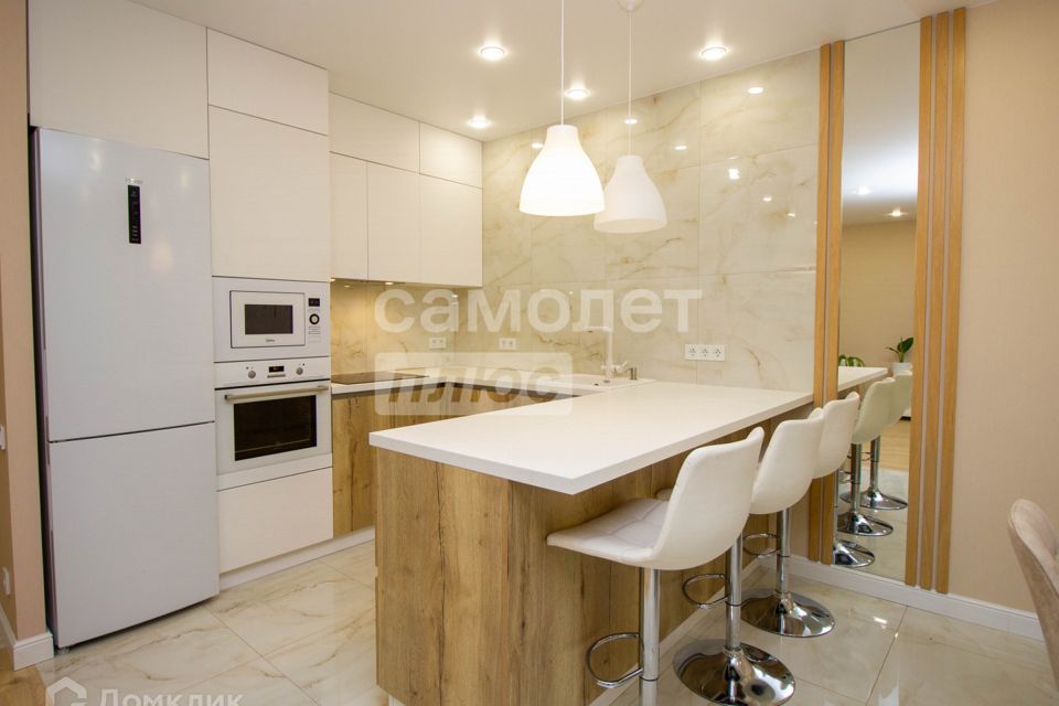 Продаётся 3-комнатная квартира, 82 м²