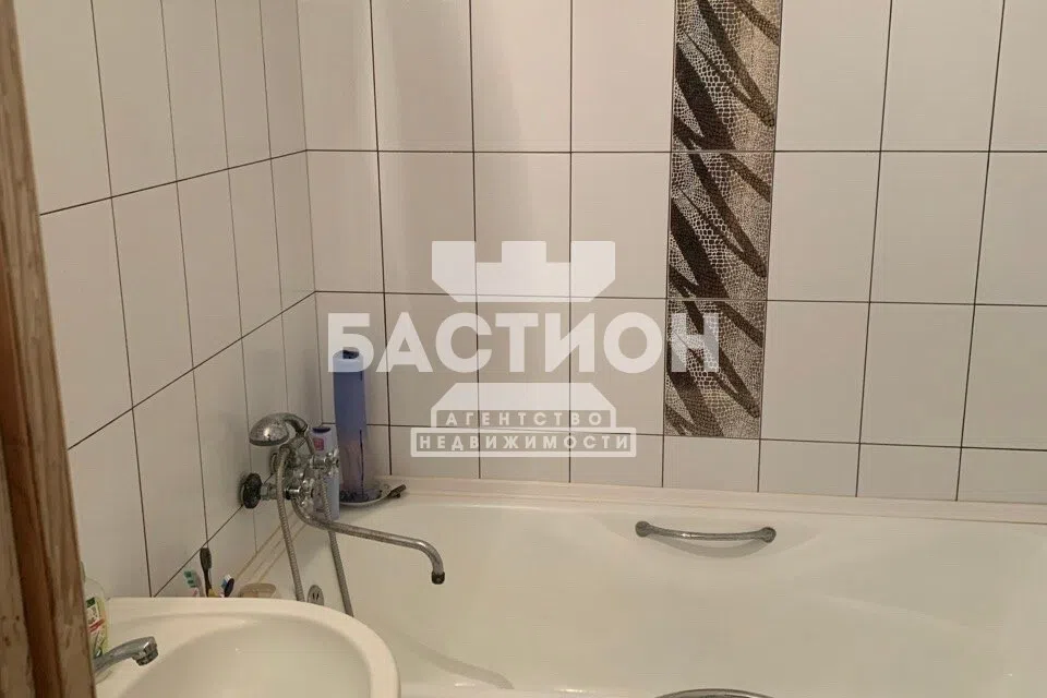 Продаётся 2-комнатная квартира, 53.2 м²