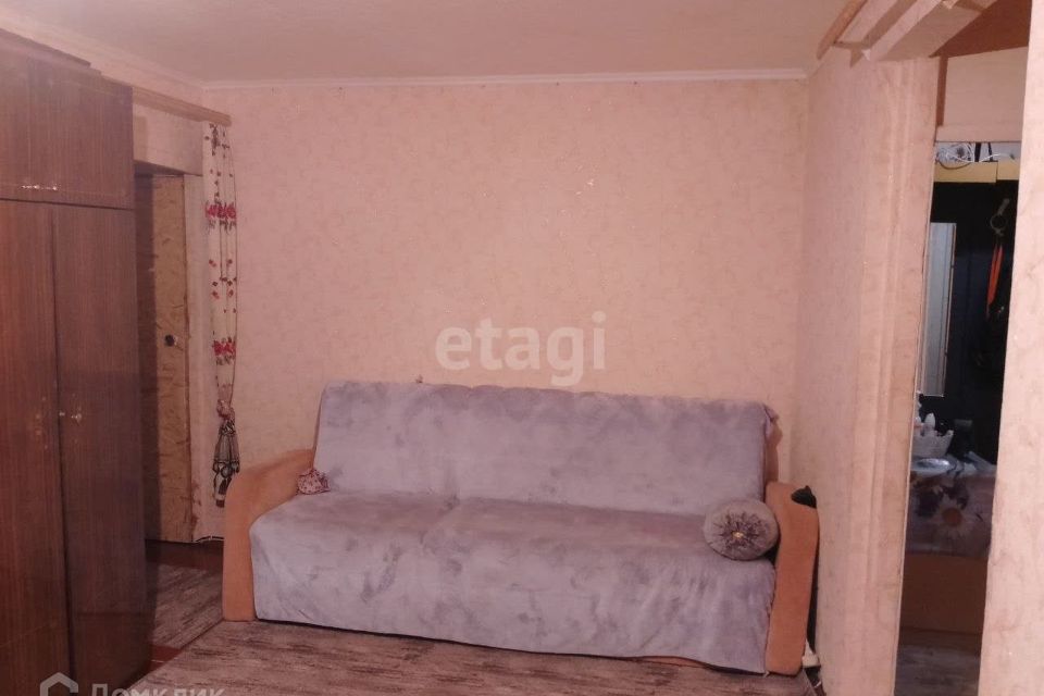 Продаётся 3-комнатная квартира, 57.9 м²