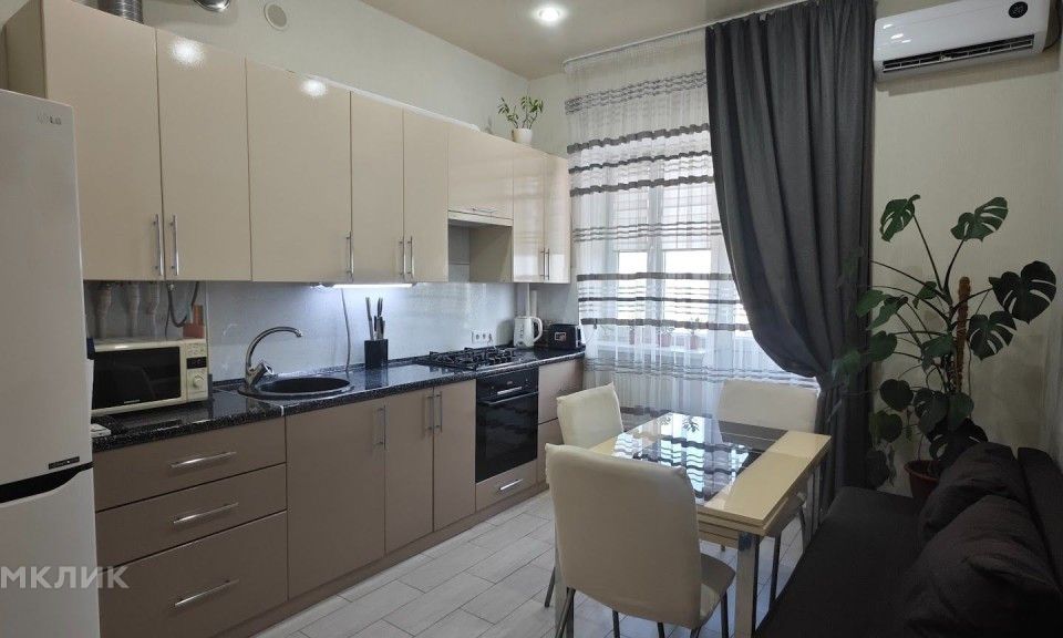 Продаётся 2-комнатная квартира, 58.9 м²