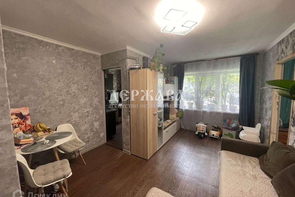 Продаётся 2-комнатная квартира, 44 м²