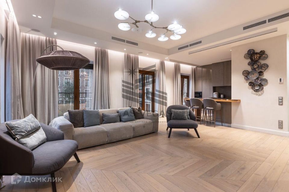 Сдаётся 3-комнатная квартира, 95 м²