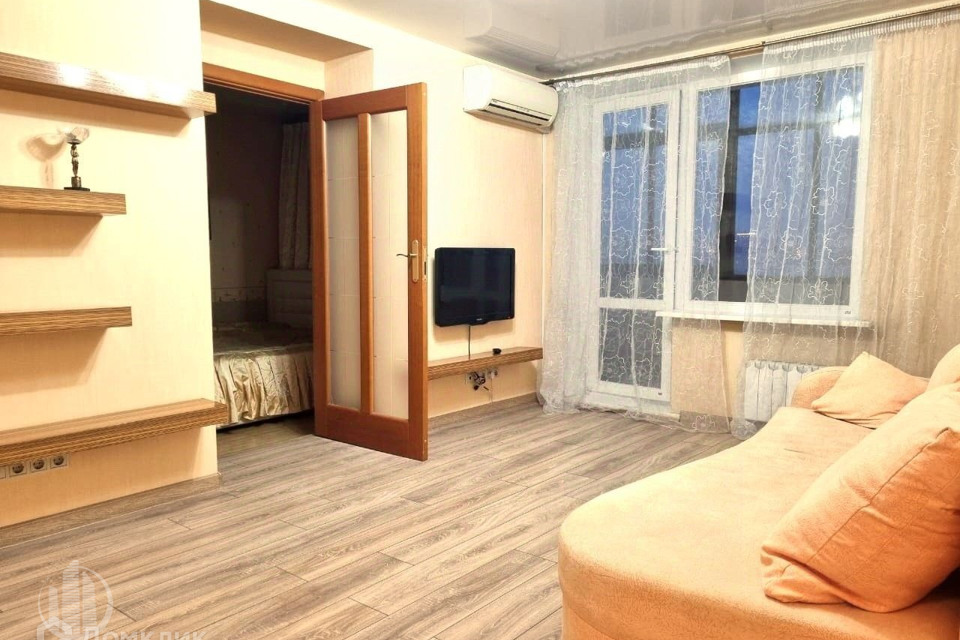Сдаётся 2-комнатная квартира, 49 м²