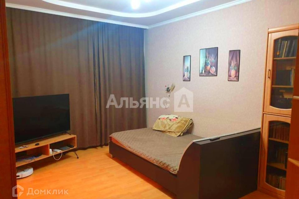 Продаётся 3-комнатная квартира, 49.9 м²