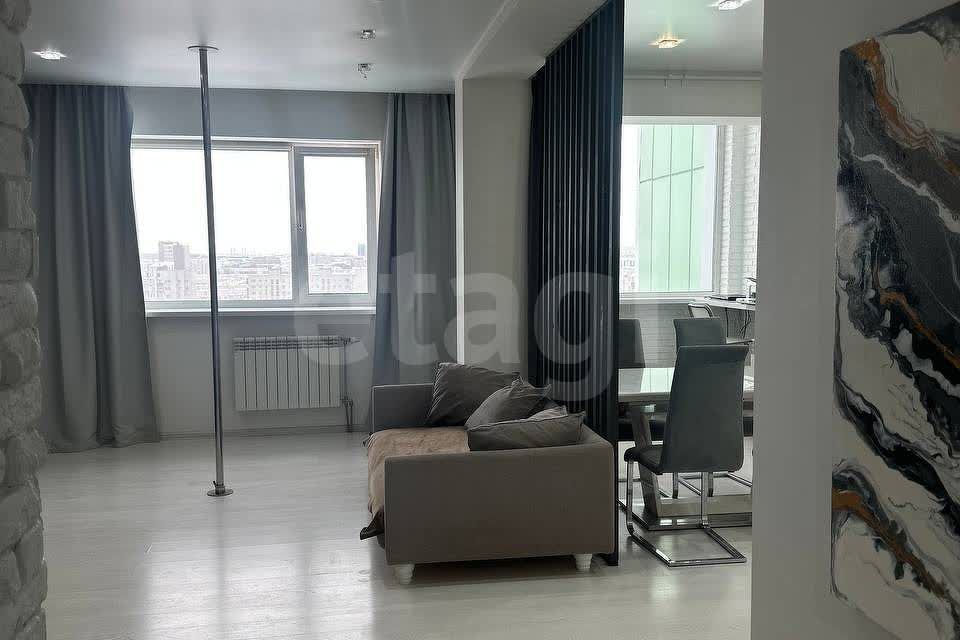 Продаётся 1-комнатная квартира, 68 м²