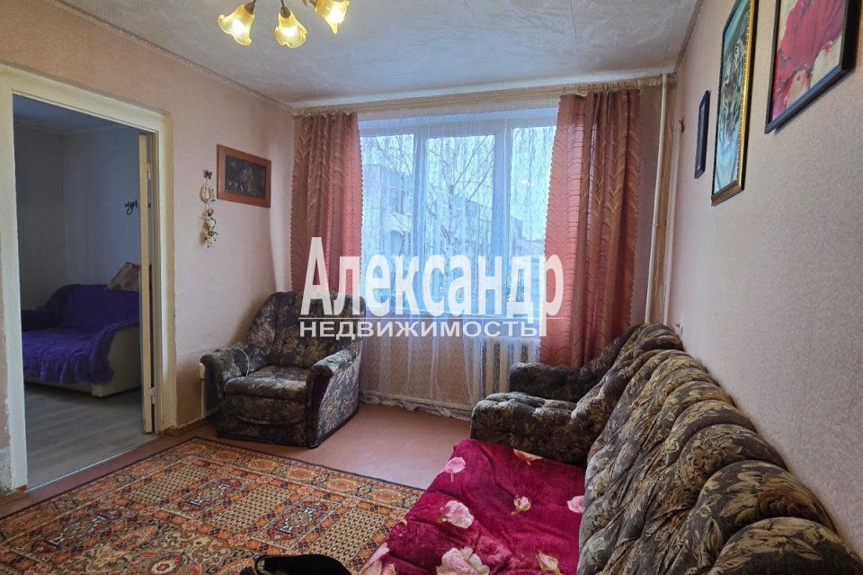 Продаётся 3-комнатная квартира, 49.3 м²
