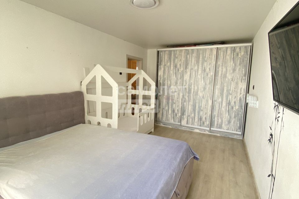 Продаётся 3-комнатная квартира, 63 м²