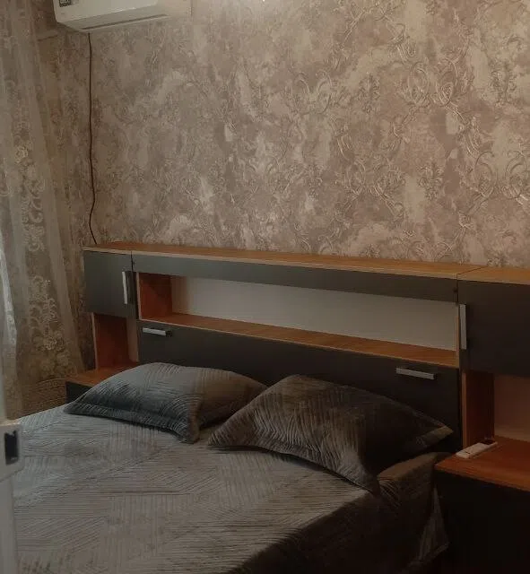 Сдаётся 2-комнатная квартира, 56 м²