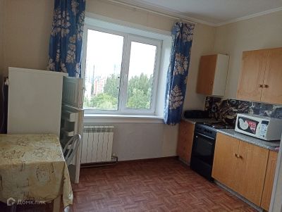 Сдаётся 1-комнатная квартира, 38 м²