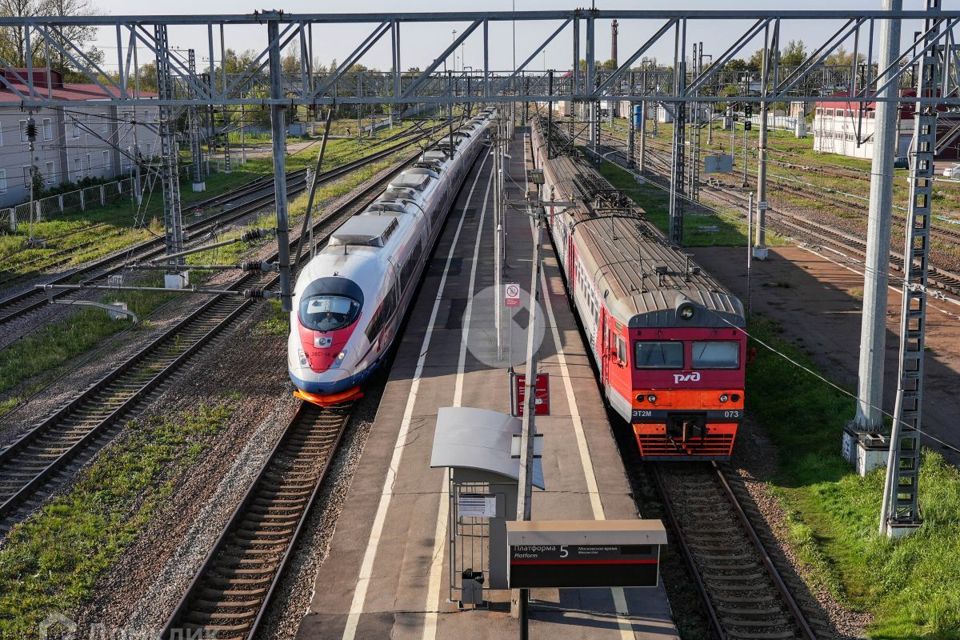 Продаётся 2-этажный дом, 93.5 м²