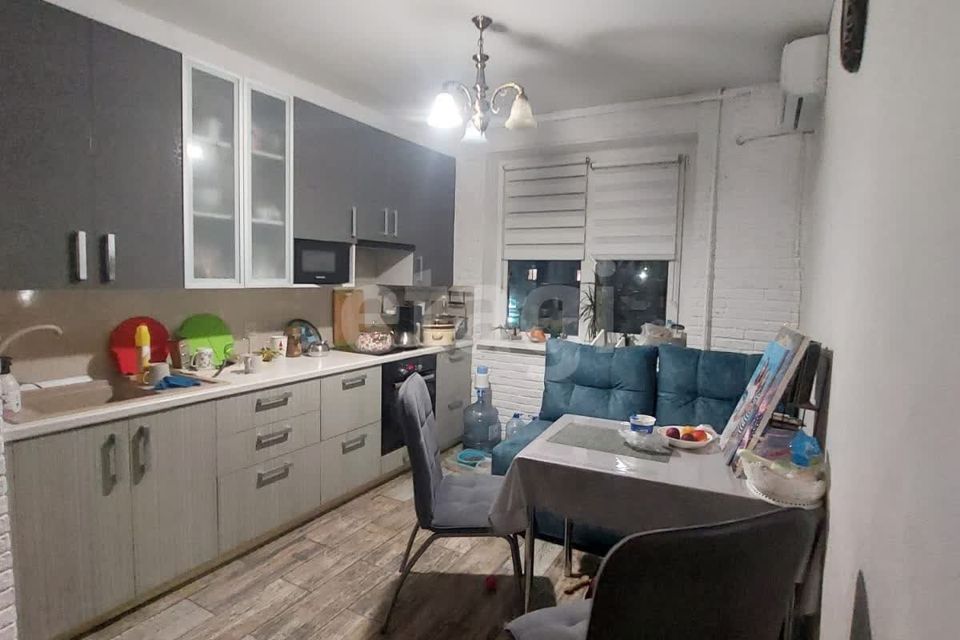 Продаётся 3-комнатная квартира, 62.4 м²