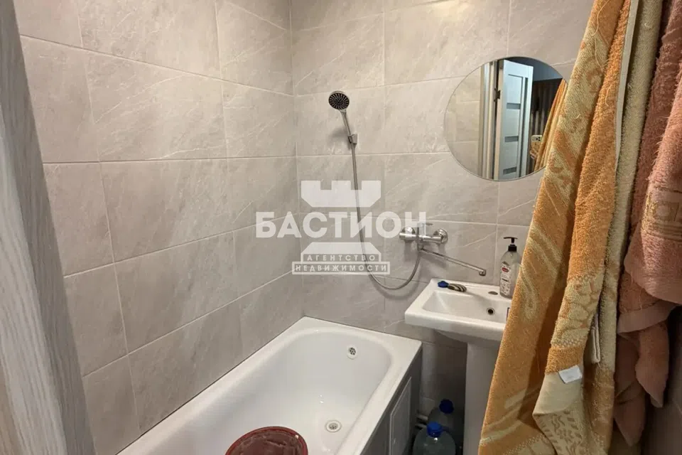 Продаётся 3-комнатная квартира, 45 м²