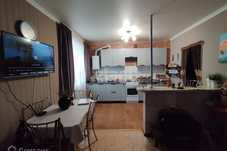 Продаётся 2-комнатная квартира, 58.4 м²