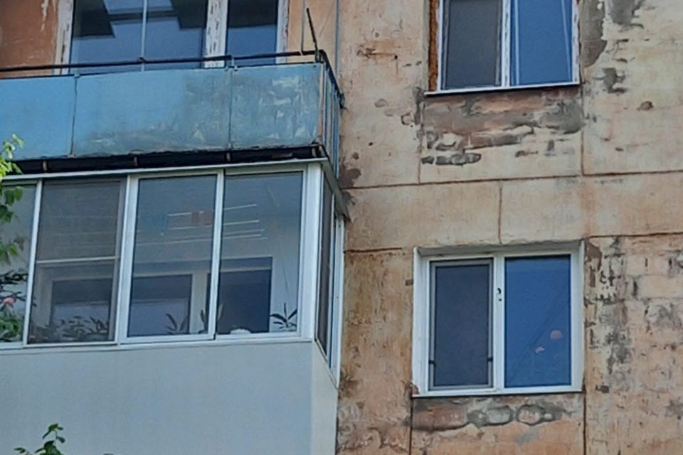 Продаётся 3-комнатная квартира, 56.9 м²