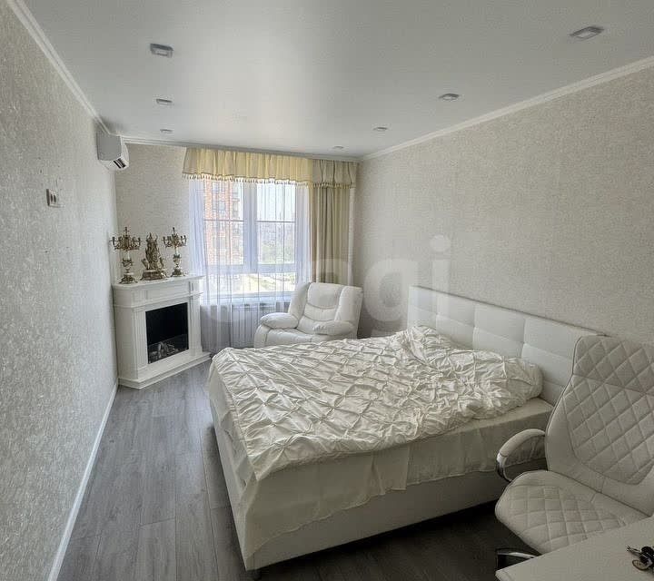 Продаётся 1-комнатная квартира, 43.3 м²