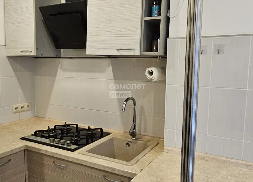 Продаётся 2-комнатная квартира, 41.8 м²