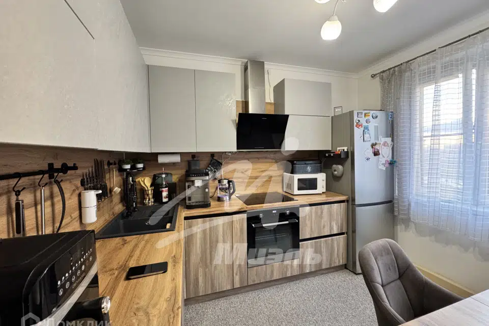 Продаётся 4-комнатная квартира, 99.1 м²