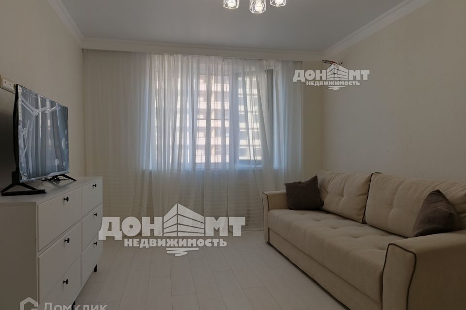 Сдаётся 2-комнатная квартира, 65 м²