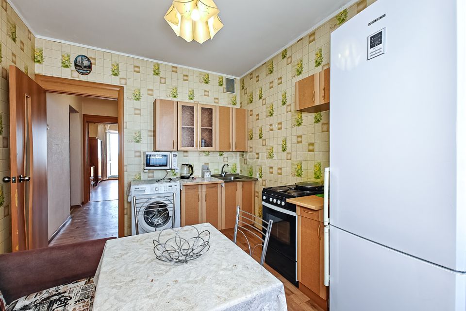 Сдаётся 1-комнатная квартира, 37.5 м²